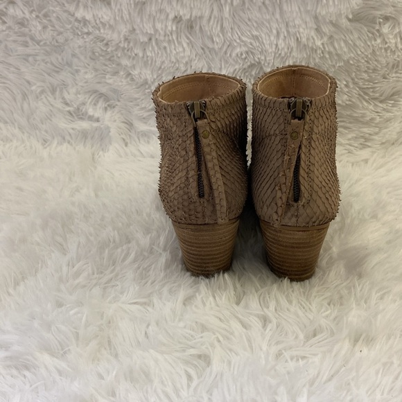 Liendo , Women’s, Tan Ankle Boots. Size-7 - Picture 3 of 11